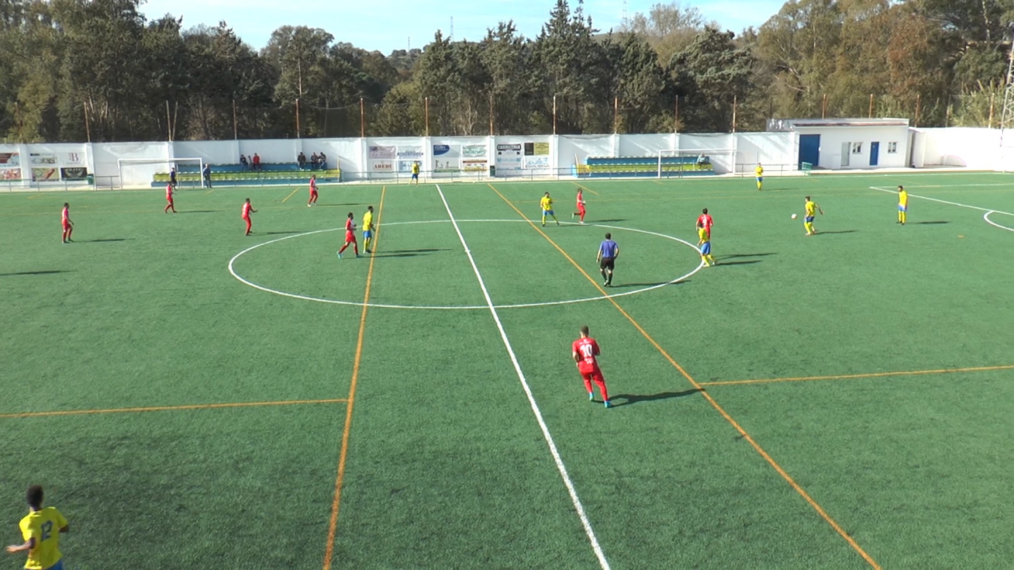 El CD San Bernardo empata a 1 ante el líder San Roque